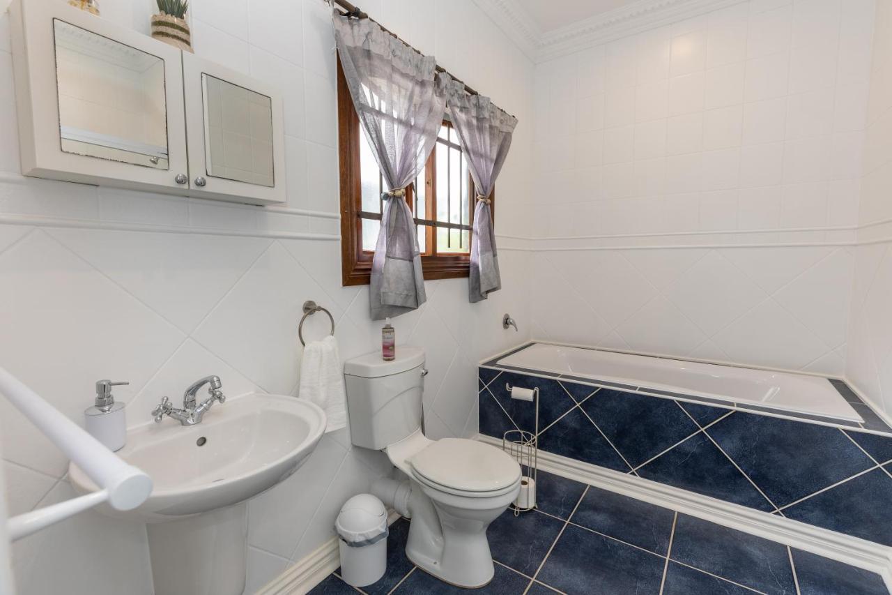 On The Hills Bed & Breakfast Hillcrest Bagian luar foto